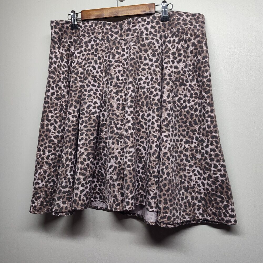Torrid Mini Skirt Women Plus Size 1X Tan Leopard Animal Print Feminine Casual